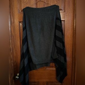 Lane Bryant 22/28 Gray & Black Wool Blend Poncho